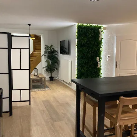 Le Freedom, Triplex, 2 Private Bathrooms Lägenhet Le Coteau